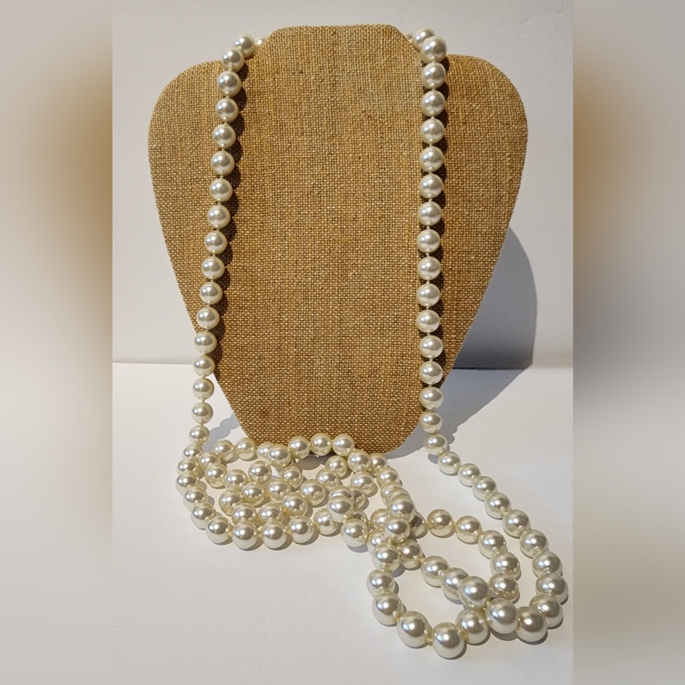 Long Lg Pearl Handknotted Strand quality faux pearls